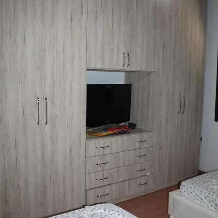 Appartement Vangjeli *