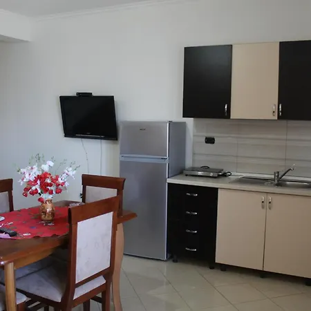 Vangjeli Appartement Orikum