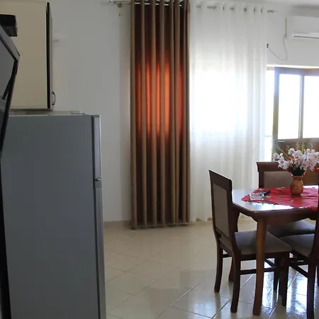 Vangjeli Appartement Orikum