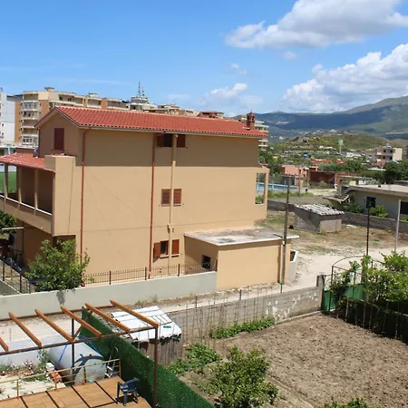 Vangjeli Appartement Orikum