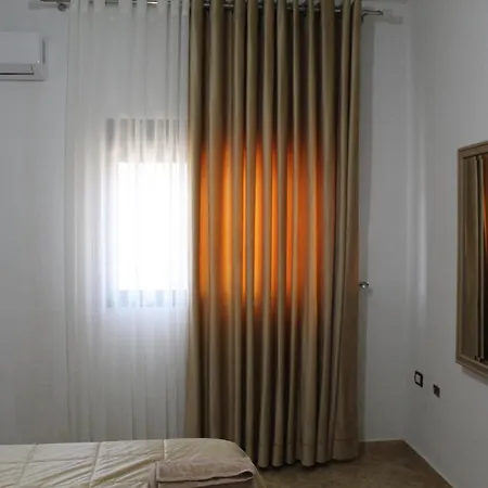 Vangjeli Apartamento