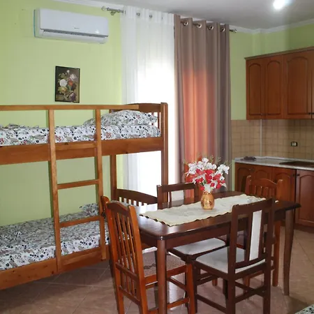 Vangjeli Apartamento
