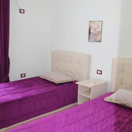 Vangjeli Apartamento *