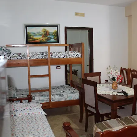 Vangjeli Appartement *